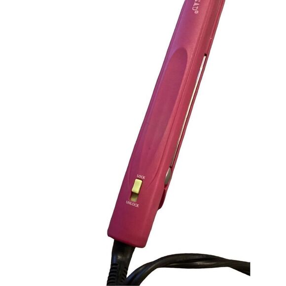 Travel Size Bed Head Hair Straightener Tool Beauty Appliance - Picture 2 of 6